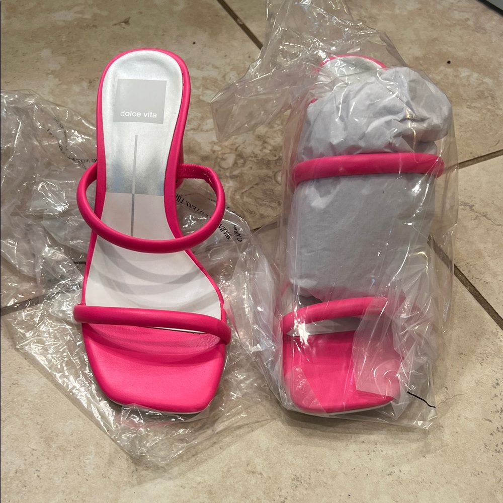 Dolce Vita Fuchsia Heeled Sandals